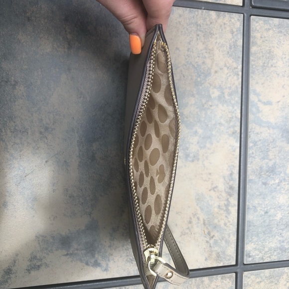 NWT Watermelon Pink Kate Spade Wristlet Wallet🍉 - Picture 5 of 6